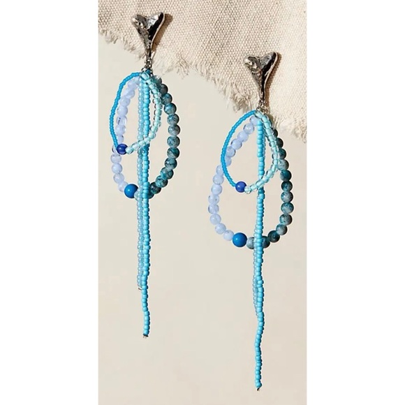 NWT Free People Reese Dangle Earrings Mixed Sky Blue - Picture 2 of 4